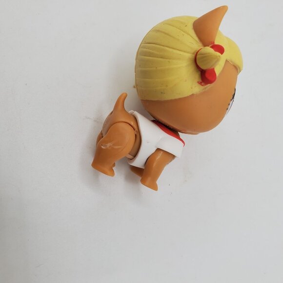 LOL Surprise Pets Eye Spy Series 4 Cheer-Rara Puppy - Picture 3 of 3